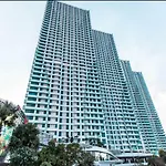 8Rooms @ Grand Kamala Lagoon